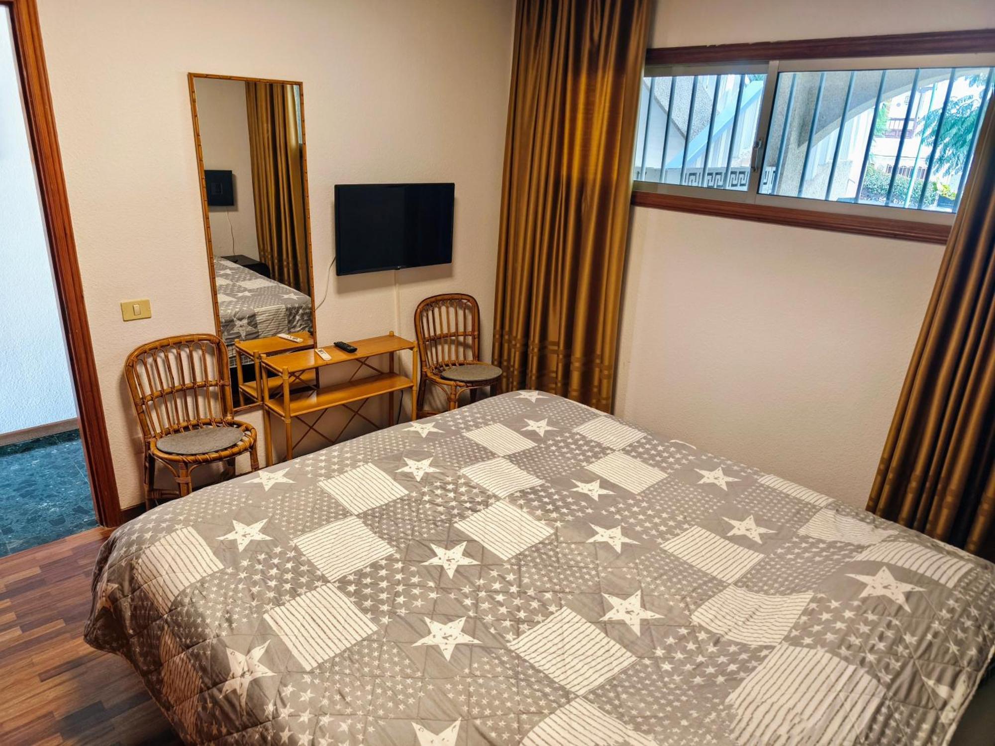 Elegant And Peaceful Aparments With Pool And Garden Leilighet Puerto de la Cruz  Eksteriør bilde